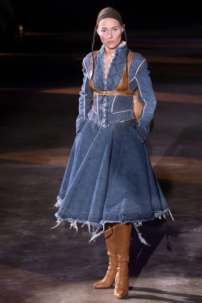 Look 5